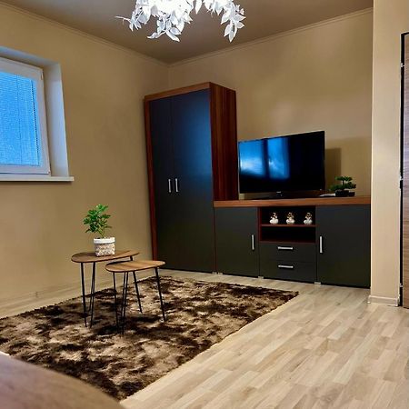 Garzon/ Studio Apartment Sahy Buitenkant foto
