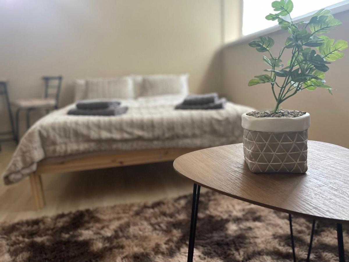 Garzon/ Studio Apartment Sahy Buitenkant foto